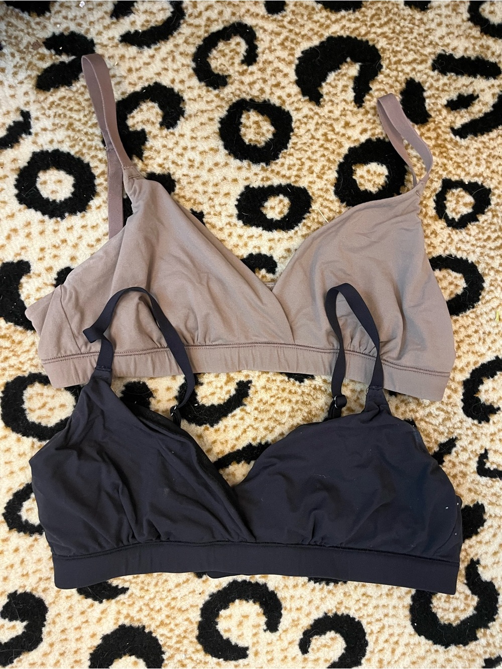 SKIMS Wireless Bralette Duo in Taupe and Black